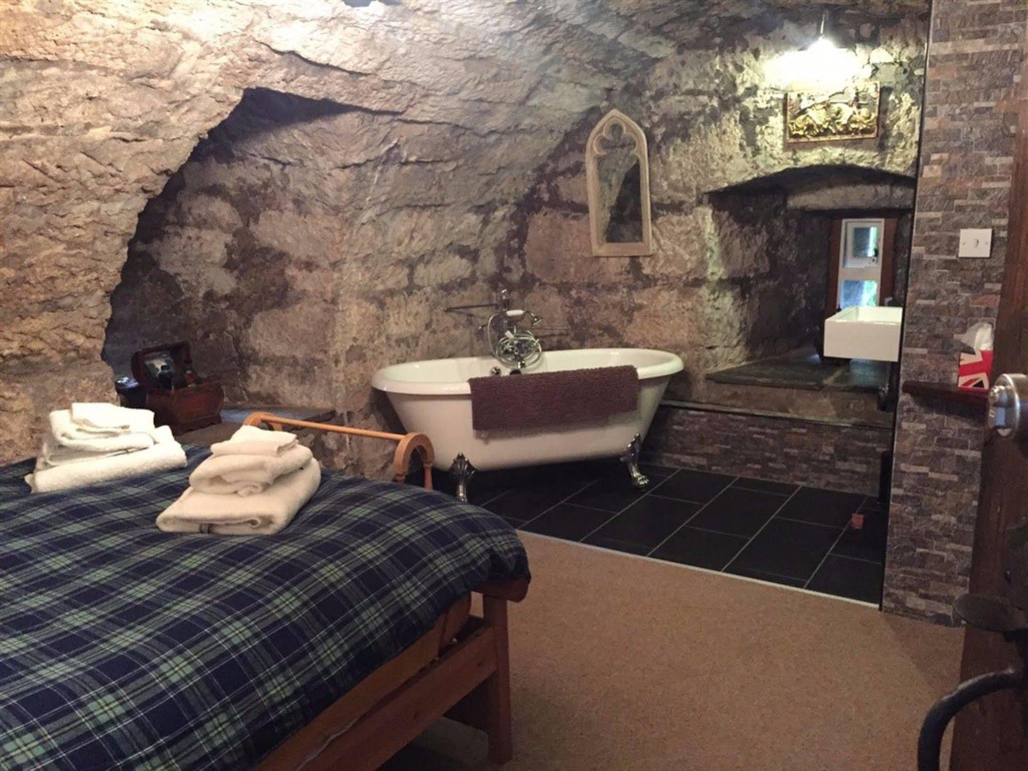 Castle Levan Gourock Bagian luar foto